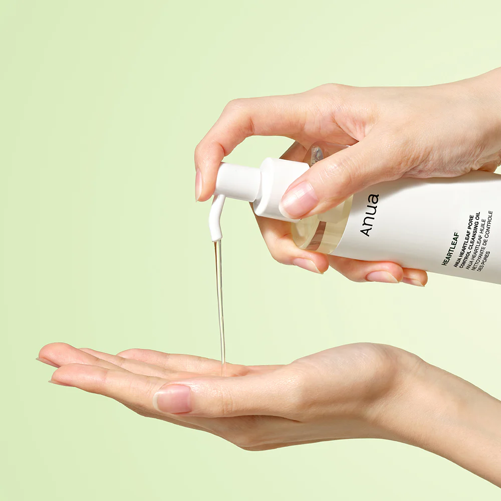 Heartleaf Pore Control Cleansing Oil - Image 3